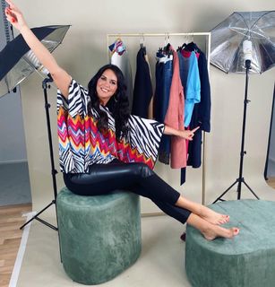 Martina Reuter feet photo thumbnail