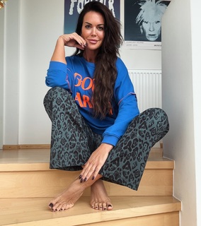 Martina Reuter feet photo thumbnail