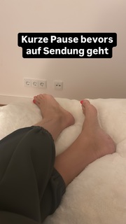 Martina Reuter feet photo thumbnail
