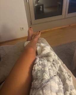 Martina Reuter feet photo thumbnail