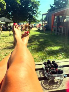 Martina Reuter feet photo thumbnail