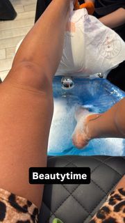 Martina Reuter feet photo thumbnail