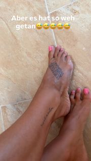 Martina Reuter feet photo thumbnail