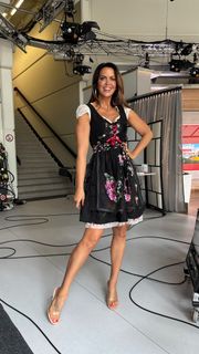 Martina Reuter feet photo thumbnail