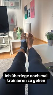 Martina Reuter feet photo thumbnail