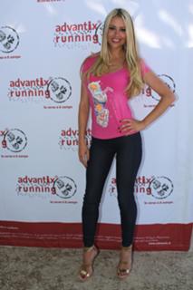 Martina Stella feet photo thumbnail