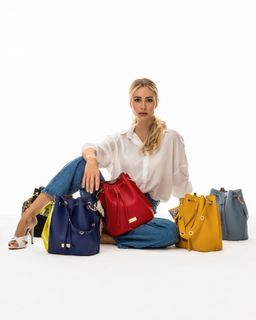 Martina Stella feet photo thumbnail