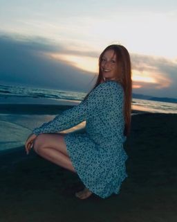 Martina Stella feet photo thumbnail