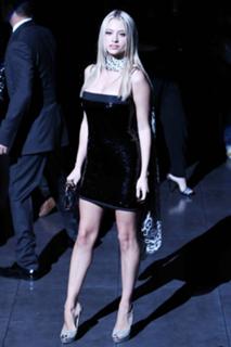 Martina Stella feet photo thumbnail