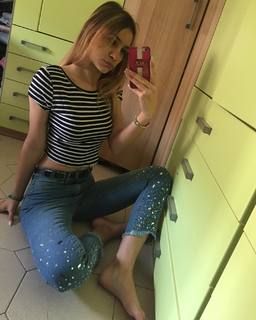 Martina Zanfi feet photo 2