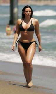 Martine McCutcheon feet photo thumbnail