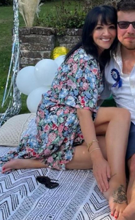 Martine McCutcheon feet photo thumbnail