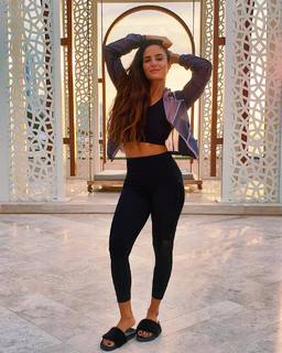 Maru Mattar feet photo 6