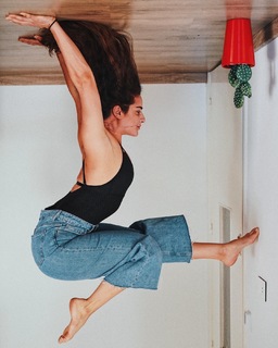 Maru Mattar feet photo 1