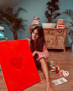Maru Mattar feet photo 2