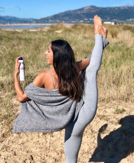 Maru Mattar feet photo 2