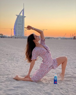 Maru Mattar feet photo 7