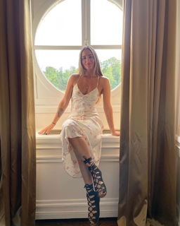 Maru Mattar feet photo 3