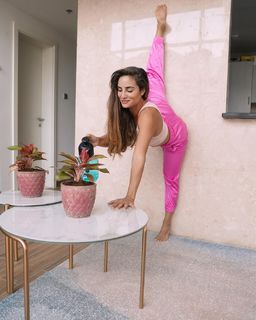 Maru Mattar feet photo 13