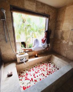 Maru Mattar feet photo 4