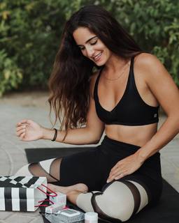 Maru Mattar feet photo 13