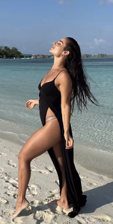Maru Mattar feet photo 12