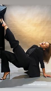 Marwa Agrebi feet photo 18