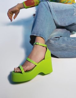 Marwa Agrebi feet photo 16