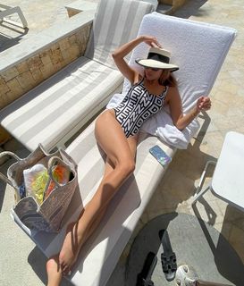 Marwa Agrebi feet photo 4