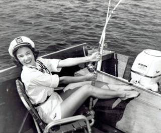 Mary Ann Mobley feet photo 7