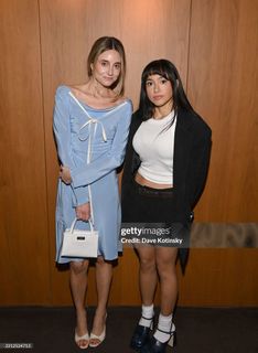 Mary Beth Barone feet photo 9