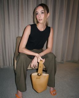 Mary Beth Barone feet photo 2
