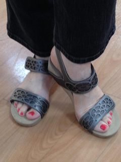 Mary Beth Roe feet photo 3