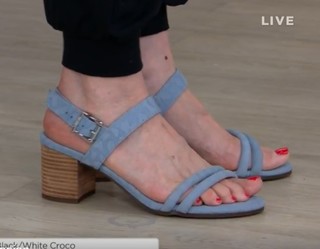 Mary Beth Roe feet photo 19