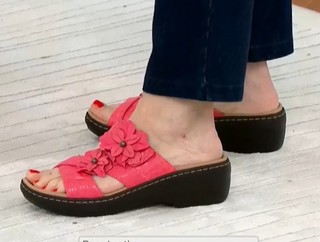 Mary Beth Roe feet photo 5