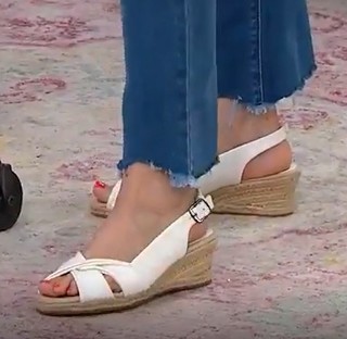 Mary Beth Roe feet photo 3