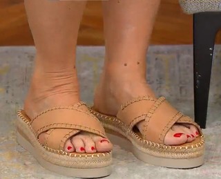 Mary Beth Roe feet photo 11