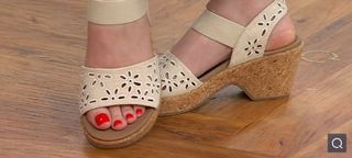 Mary C. DeAngelis feet photo 3