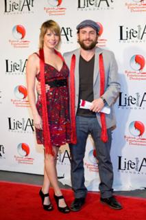 Mary Elizabeth Ellis feet photo thumbnail