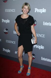 Mary Elizabeth Ellis feet photo thumbnail