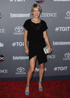 Mary Elizabeth Ellis feet photo thumbnail