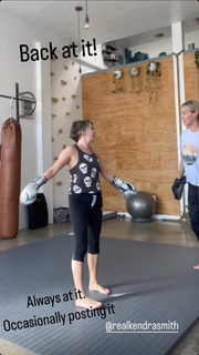 Mary Elizabeth Ellis feet photo thumbnail