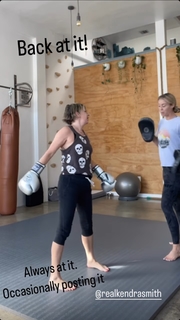 Mary Elizabeth Ellis feet photo thumbnail