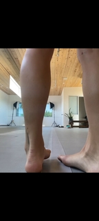 Mary Elizabeth Ellis feet photo thumbnail