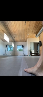 Mary Elizabeth Ellis feet photo thumbnail