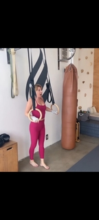 Mary Elizabeth Ellis feet photo thumbnail