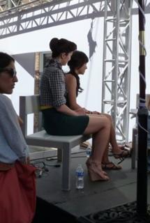 Mary Elizabeth Winstead feet photo thumbnail