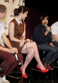 Mary Elizabeth Winstead feet photo thumbnail