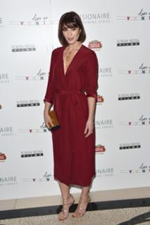 Mary Elizabeth Winstead feet photo thumbnail