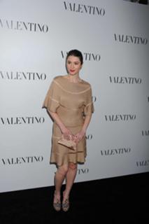 Mary Elizabeth Winstead feet photo thumbnail